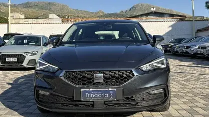 Usata Seat Leon Style 116 CV (85 kW) 2021 Grigio Berlina