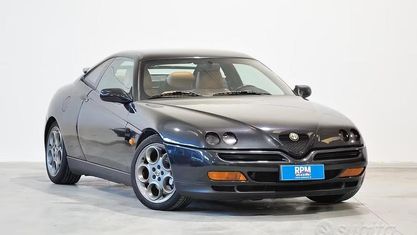 Usata Alfa Romeo GTV 201 CV (147 kW) 1996 Nero Coupé