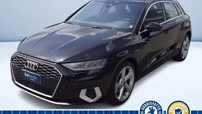 Grigio metallizzato Usata 2021 Audi A3 S-Line Tre volumi | 24.500 € (Ottimo prezzo)