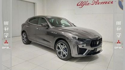 Używany Maserati Levante 430 KM (316 kW) 2020 Szary SUV