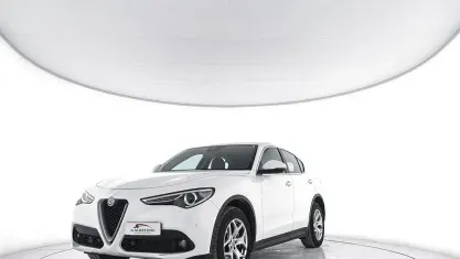 Usata Alfa Romeo Stelvio Veloce 209 CV (153 kW) 2021 Nero SUV