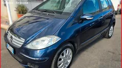 Blu/azzurro Usata 2008 Mercedes A180 Classic Tre volumi | 3500 € (Buon prezzo)