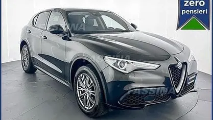 Usata Alfa Romeo Stelvio Executive 201 CV (147 kW) 2017 Nero SUV