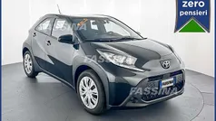 Nero Nuova 2025 Toyota Aygo X Active SUV | 15.900 € (Buon prezzo)