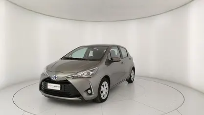 Grigio Usata 2019 Toyota Yaris Business Edition Utilitaria | 13.650 € (Buon prezzo)