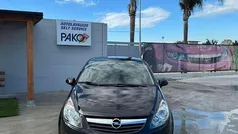Usata 2011 Opel Corsa Edition Tre volumi | 3999 € (Buon prezzo)