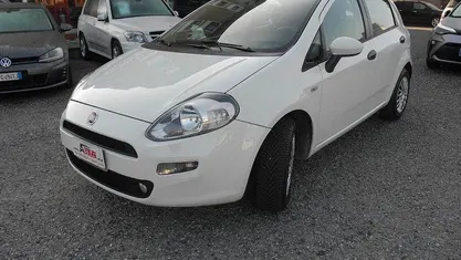 Usata Fiat Punto Street 75 CV (55 kW) 2014 Utilitaria