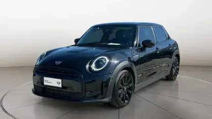 Usata Mini ONE Classic 75 CV (55 kW) 2022 Nero Utilitaria