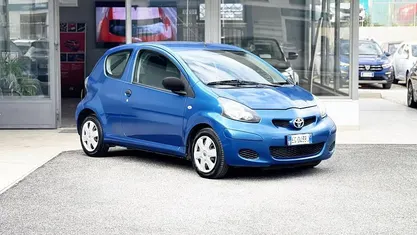Usata Toyota Aygo 68 CV (50 kW) 2010 Utilitaria