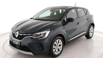 Usata 2020 Renault Captur Zen SUV | 16.450 € (Buon prezzo)