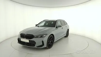 Usata BMW 320e M Sport 190 CV (139 kW) 2025 Grigio Station wagon