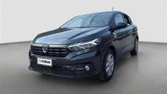 Usata 2022 Dacia Sandero Comfort Due volumi | 13.500 € (Buon prezzo)