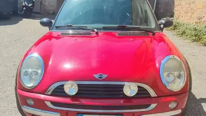 Usata Mini ONE 90 CV (66 kW) 2002 Rosso Utilitaria