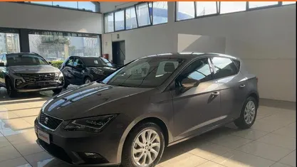 Usata Seat Leon CONNECT 110 CV (80 kW) 2015 Grigio Berlina
