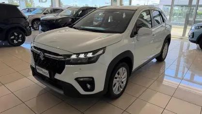 Usata Suzuki SX4 S-Cross 129 CV (94 kW) 2023 Bianco SUV