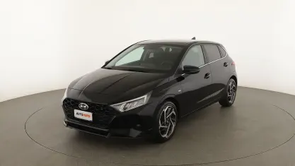 Usata Hyundai i20 101 CV (74 kW) 2022 Nero Utilitaria