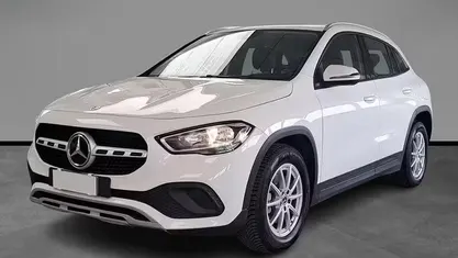 Begagnad Mercedes GLA200 Business 150 HK (110 kW) 2020 Vit SUV
