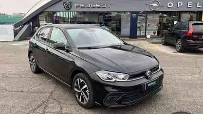 Usata 2022 VW Polo Life Tre volumi | 16.900 € (Buon prezzo)