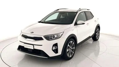 Bianco Usata 2020 Kia Stonic SUV | 15.000 € (Buon prezzo)