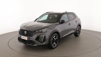 Usata Peugeot e-2008 GT 114 kW (156 CV) 2024 Grigio SUV