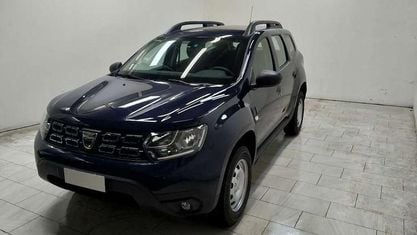 Usata Dacia Duster Essentiel 101 CV (74 kW) 2020 Blu SUV