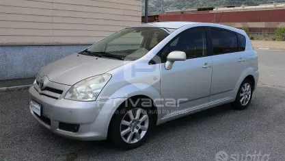 Usata Toyota Corolla Verso Sol 129 CV (94 kW) 2007 Grigio Monovolume
