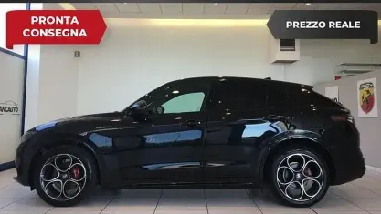 Usata Alfa Romeo Stelvio Veloce 210 CV (154 kW) 2023 Nero SUV