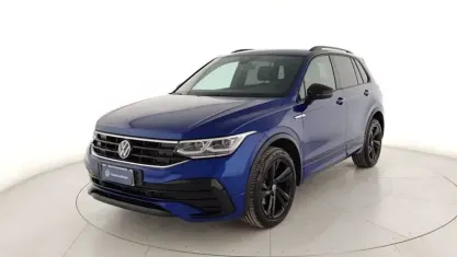 Usata VW Tiguan R-line 150 CV (110 kW) 2024 Blu metallizzato SUV