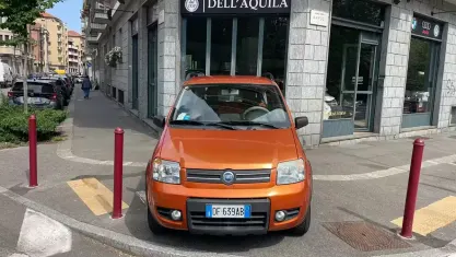 Usata Fiat Panda 4x4 Climbing 60 CV (44 kW) 2007 Arancione Utilitaria