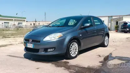 Usata Fiat Bravo Dynamic 90 CV (66 kW) 2008 Blu Utilitaria