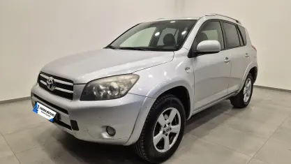 Usata Toyota RAV4 Luxury 177 CV (130 kW) 2006 SUV