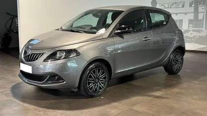 Usata 2022 Lancia Ypsilon S Due volumi | 9950 € (Ottimo prezzo)