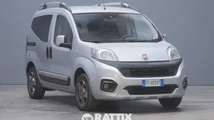 Usata Fiat Qubo Trekking 80 CV (58 kW) 2016 Grigio Monovolume