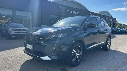 Usata Peugeot 3008 Allure 131 CV (96 kW) 2023 Blu SUV