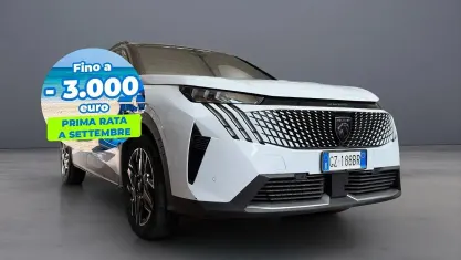 Usata Peugeot 5008 GT 136 CV (100 kW) 2025 Bianco okenite SUV