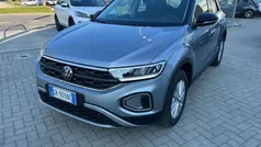 Usata 2023 VW T-Roc R-line SUV | 25.390 € (Buon prezzo)