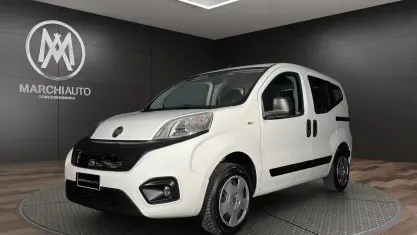 Usata Fiat Qubo Easy 78 CV (57 kW) 2017 Arancio Monovolume