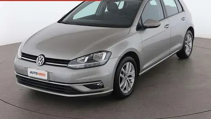 Grigio Usata 2018 VW Golf VII Business Tre volumi | 14.299 € (Buon prezzo)