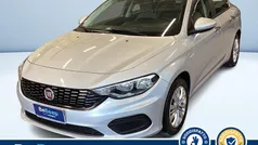 Bianco pastello Usata 2018 Fiat Tipo Opening Edition Tre volumi | 9900 € (Buon prezzo)