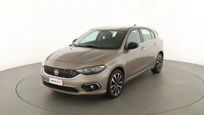 Usata Fiat Tipo Lounge 95 CV (69 kW) 2018 Oro
