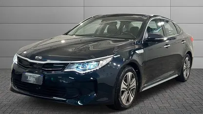 Usata 2017 Kia Optima Hybrid Tre volumi | 13.500 €