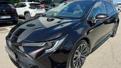 Usata Toyota Corolla Lounge 179 CV (131 kW) 2019 Station wagon