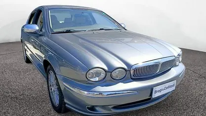 Usata Jaguar X-type Executive 155 CV (114 kW) 2007 Grigio Berlina