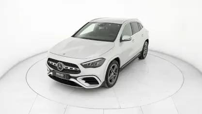 Usata Mercedes GLA200 Advanced Plus 150 CV (110 kW) 2024 Argento SUV