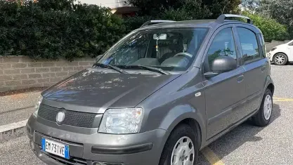 Usata Fiat Panda Active 69 CV (50 kW) 2012 Grigio Utilitaria