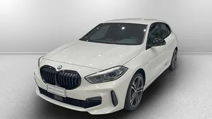 Bianco Usata 2021 BMW 116 M Sport Due volumi | 25.000 € (Buon prezzo)