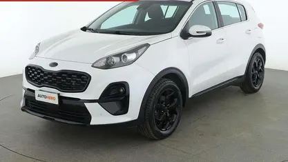 Usata Kia Sportage Style 136 CV (100 kW) 2021 Bianco SUV