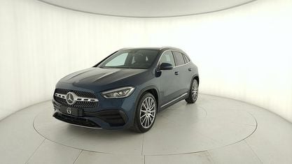 Second-hand Mercedes GLA200 Premium 150 CP (110 kW) 2023 Albastru SUV