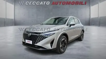 Usata Nissan Qashqai N-Connecta 140 CV (102 kW) 2024 Grigio SUV