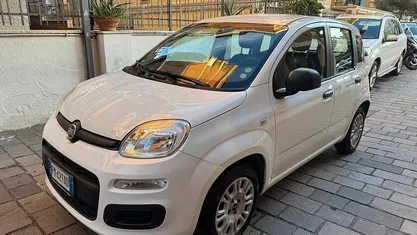 Bianco Usata 2017 Fiat Panda Easy Due volumi | 8990 € (Buon prezzo)